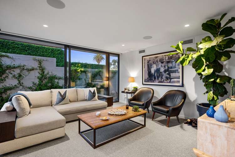 222 Hurstmere Road Takapuna_21