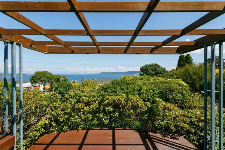 1/156 Lake Terrace Hilltop_6