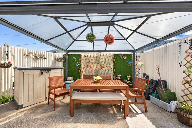 22 Roger Street Pukehangi_4