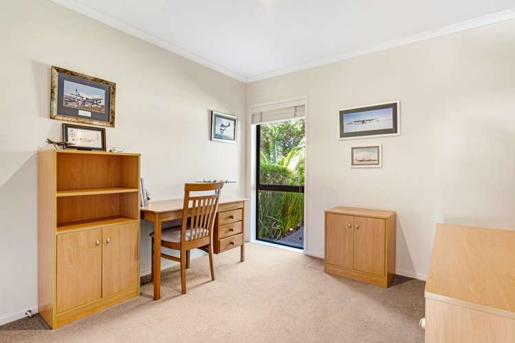 5 Spyglass Street Red Beach_26