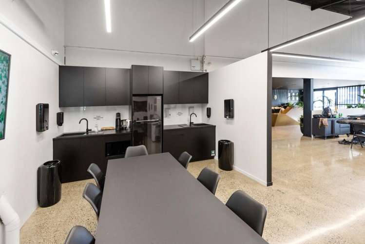 18 Barrys Point Road Takapuna_4