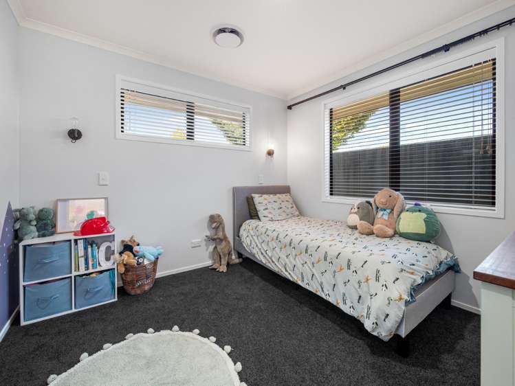 5 Lomond Court Pyes Pa_13