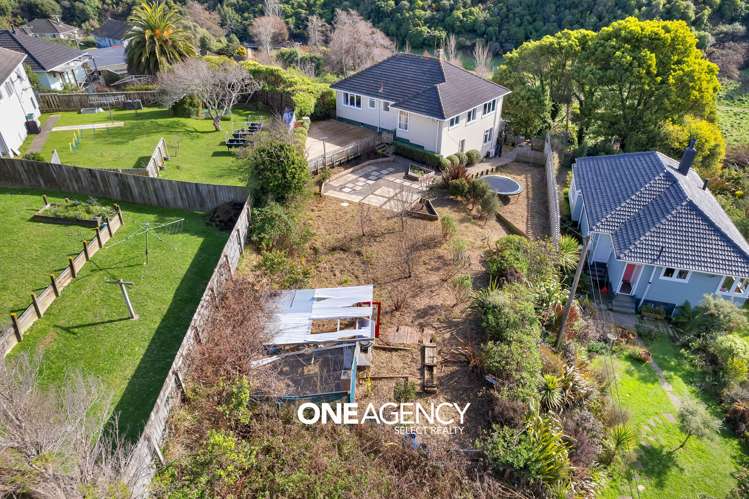 32 Champion Street Porirua East_22