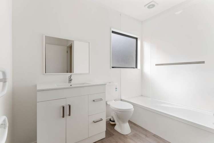 2 Logan Lane Stanmore Bay_13