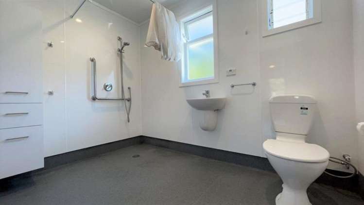 76 Hampden Street Picton_7