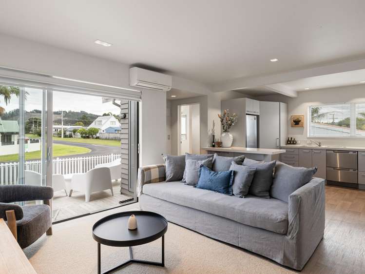 220A Ocean Road Whangamata_10