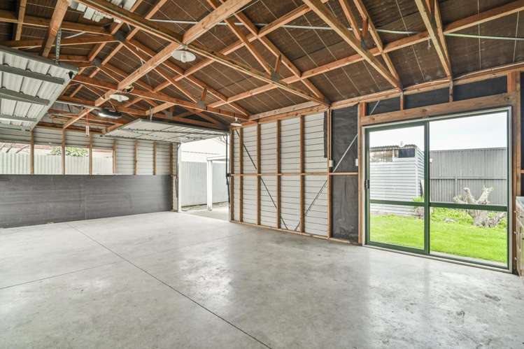 531 Lowe Street Camberley_14