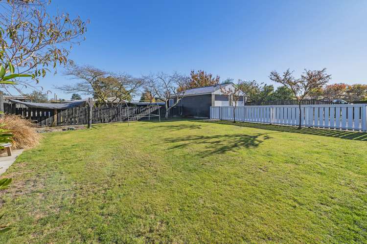 15 Longden Street Darfield_17