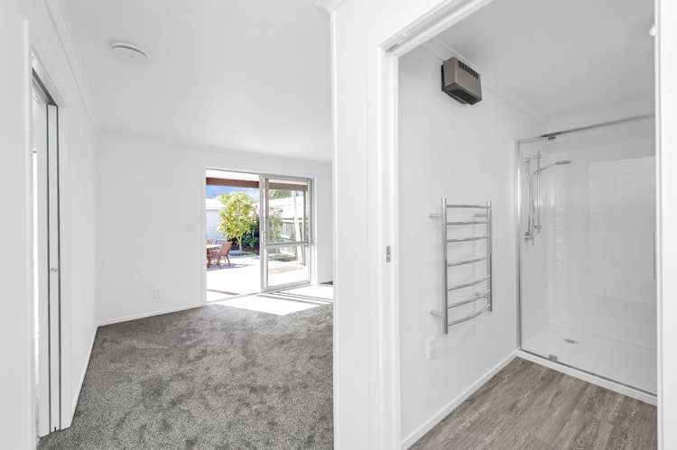 66 North Terrace Darfield_18