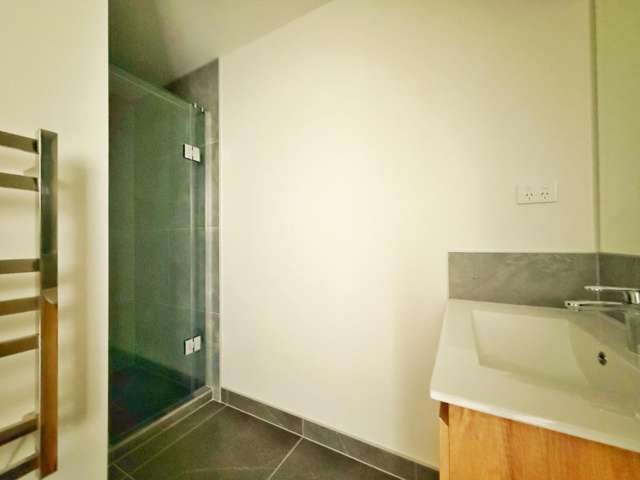 3/29 Normandy Place 11401_4