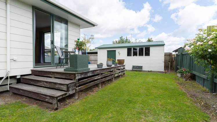 810a Park Road South Akina_10