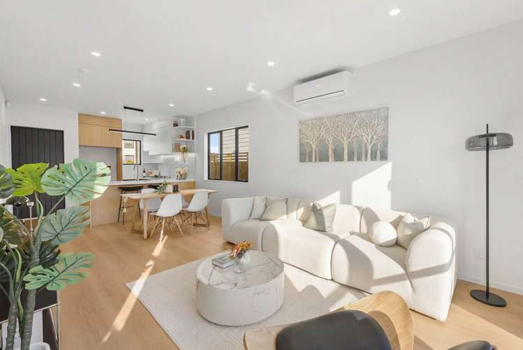 51, 53, 55 Whiteywood Street Westgate_9