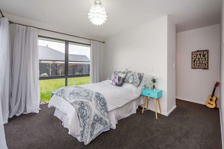 6 Coutts Lane West Melton_13