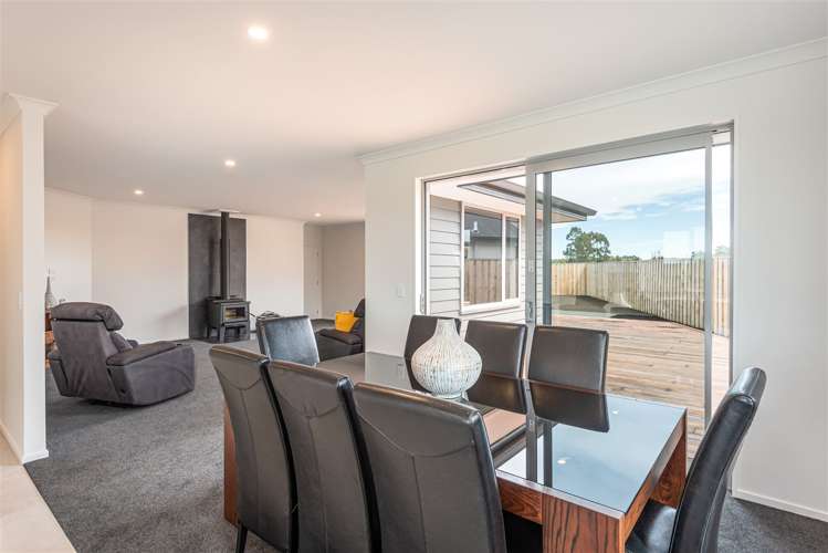 10 Angus Place Rangiora_7