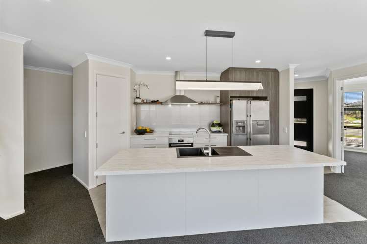 61 Woodley Road Richmond_8