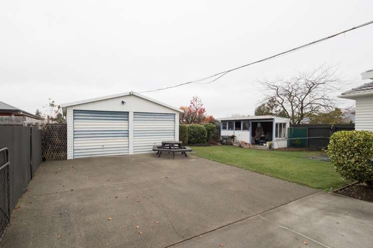 106 Creek Road Allenton_13