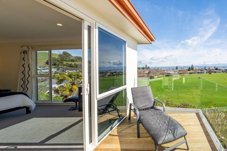 12 Wiltshire Place Stoke_7