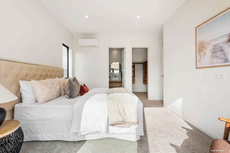 11 Meadows Drive Clevedon_13