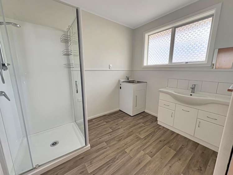 2/267 Tancred Street 10001_7