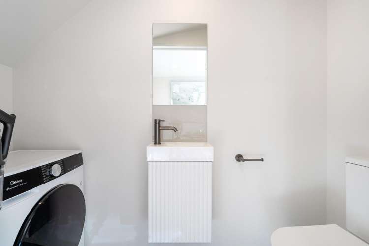 7/10 Ngaroma House Way Hobsonville_8