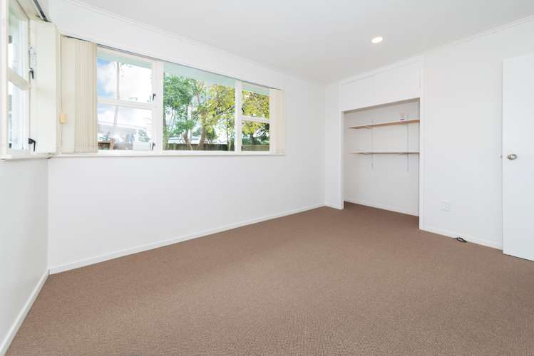 27 Chislehurst Street Henderson_21