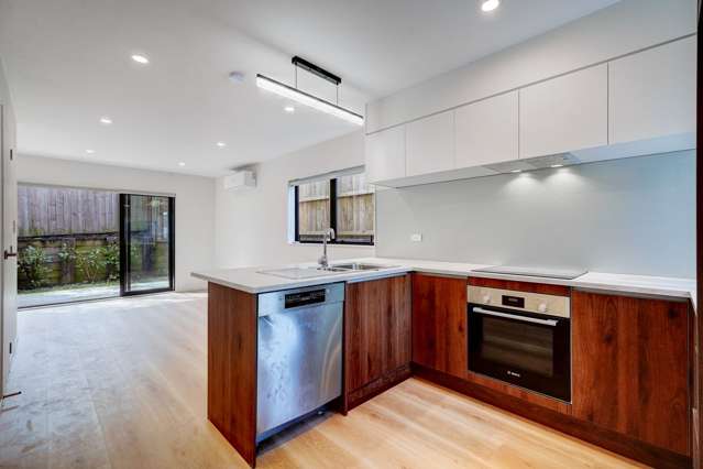 8/237 Swanson Road Henderson_3