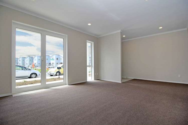 21 Stitchbird Crescent Papakura_6