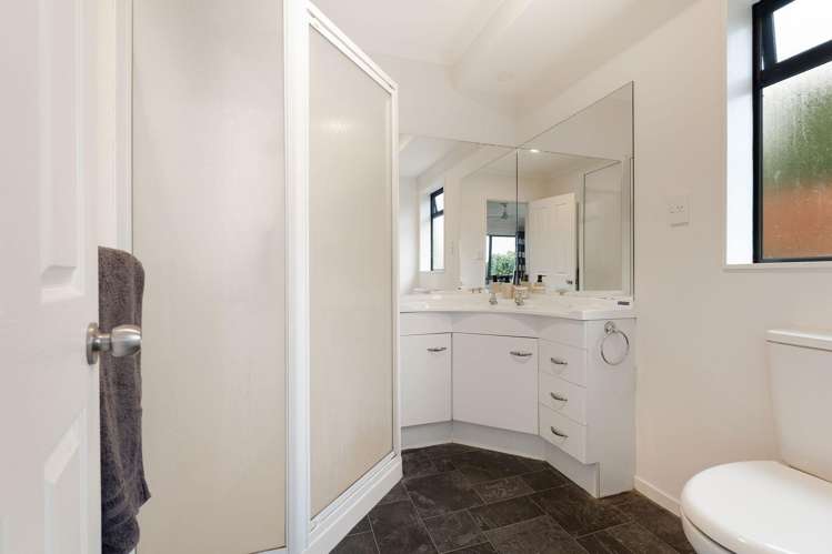 8 Apex Way Ohauiti_13