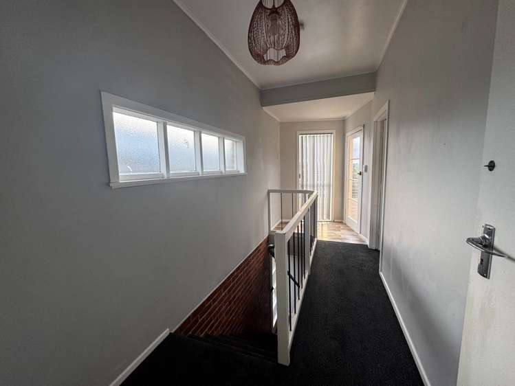 27 Highland Avenue Titirangi_6