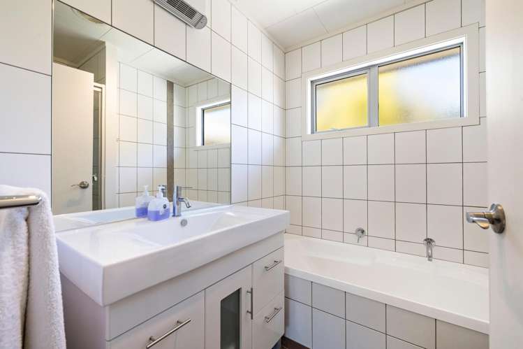 1 Kelvin Place Kelvin Heights_17