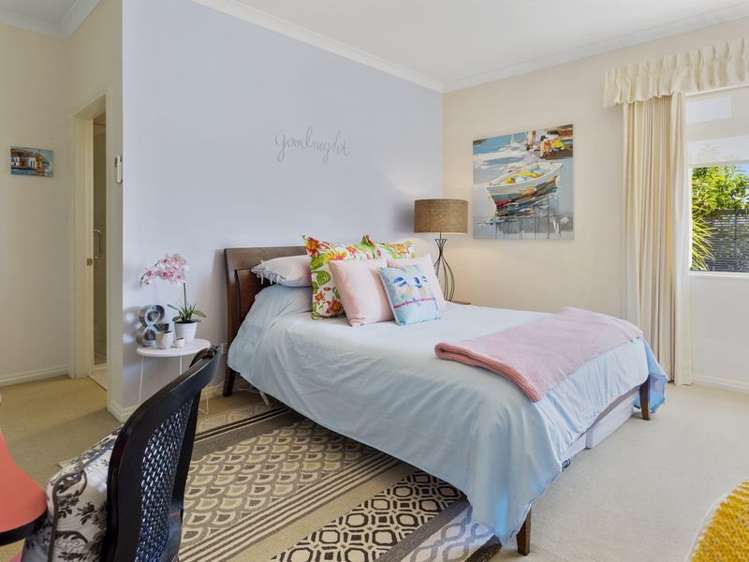 27 Orion Drive Welcome Bay_12