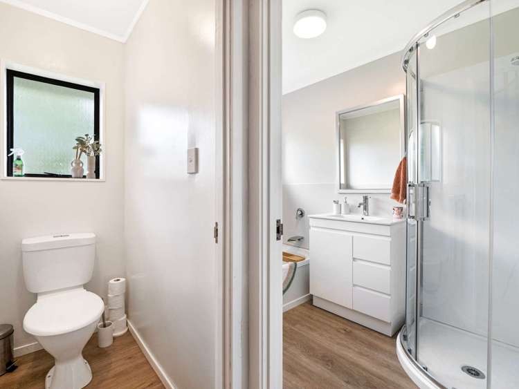 61 Kanuka Road Bombay_19