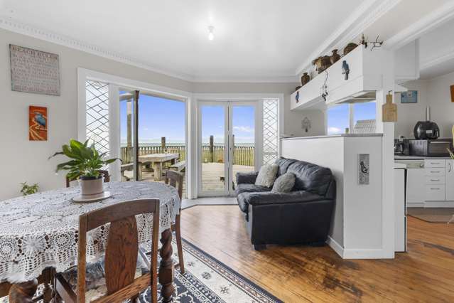 1620 East Coast Road Kaiaua_4