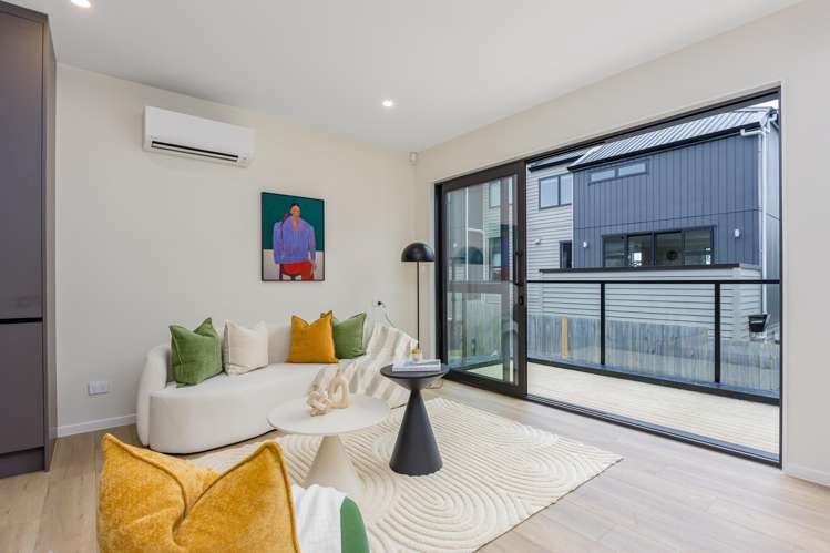 9B Catalina Crescent Forrest Hill_18