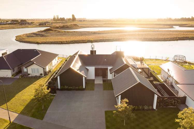 11 Waterton Point Huntingdon_3