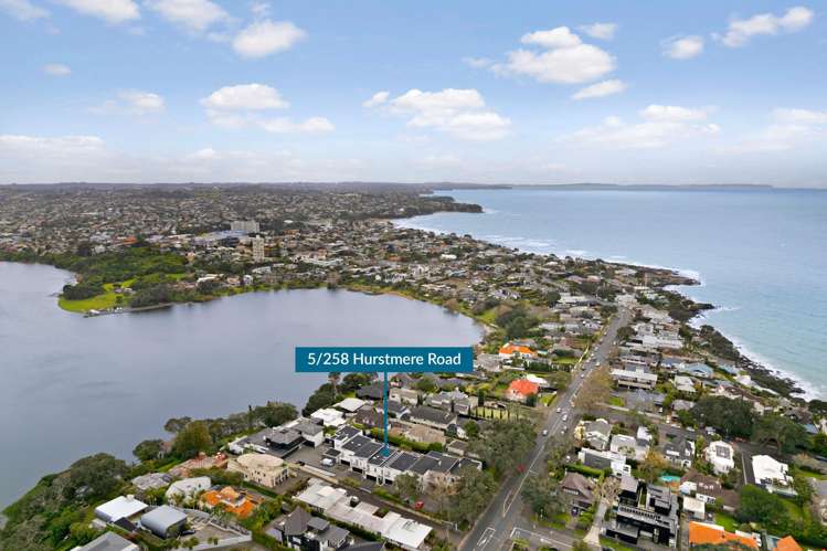 5/258 Hurstmere Road Takapuna_37