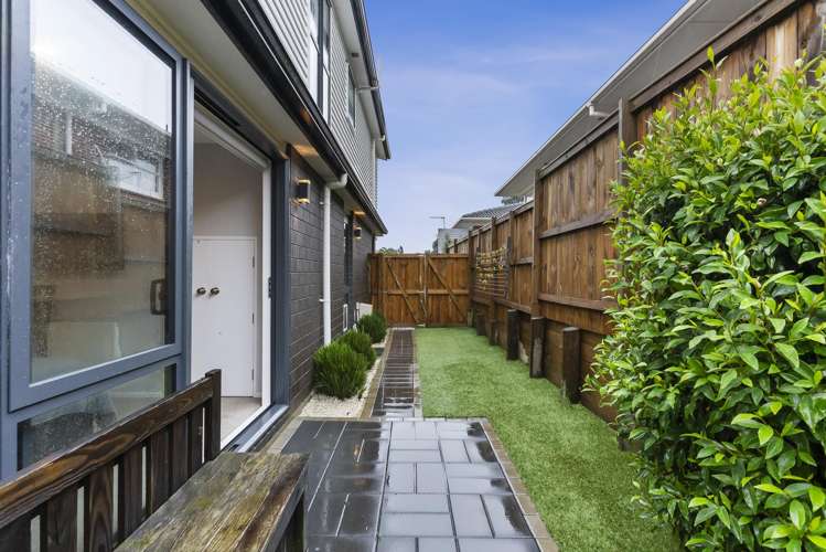 8A Jeff Place Howick_24