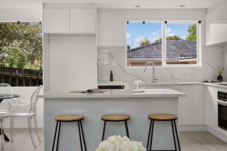 44 Kemp Road Massey_9
