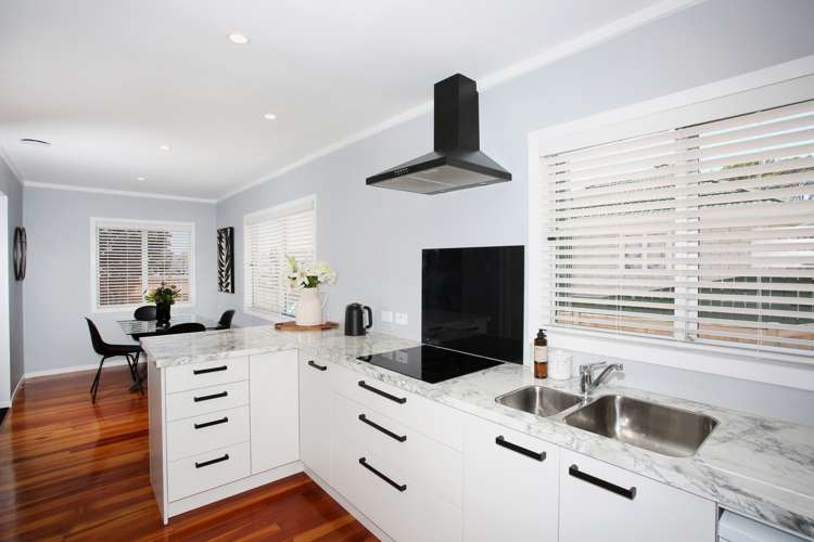 21 View Road Papakura_10