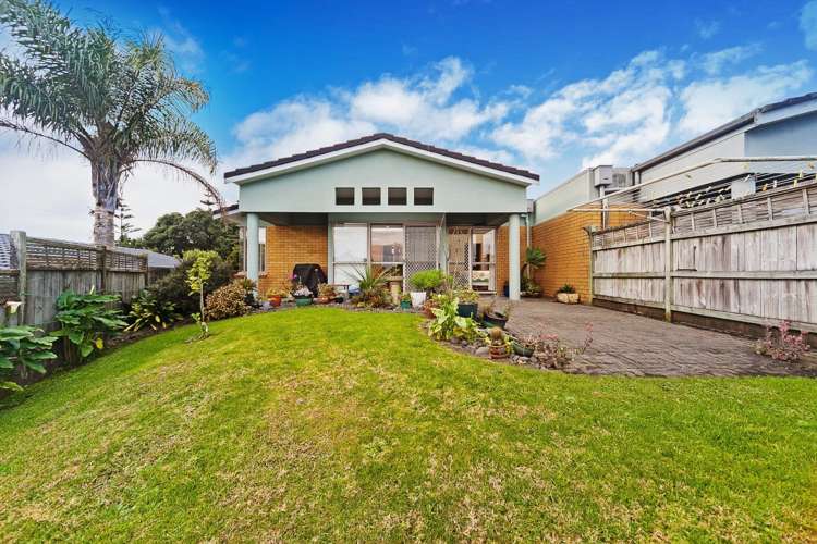 12/17 Matata Street Blockhouse Bay_13