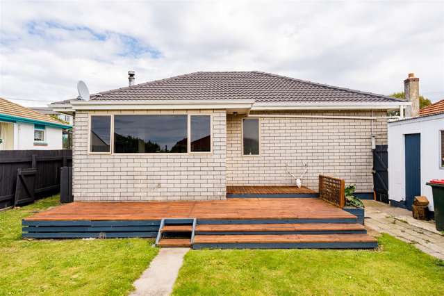 129 Riselaw Road Calton Hill_1