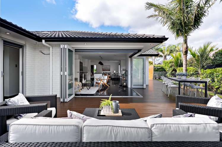 8 Reliance Crescent Beachlands_12