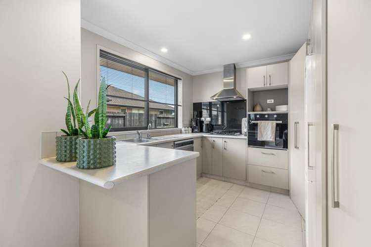 17 Stoneleigh Court Papamoa_5