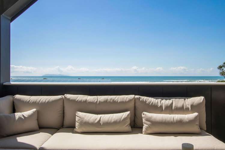 10b Beach Road Waihi Beach_1