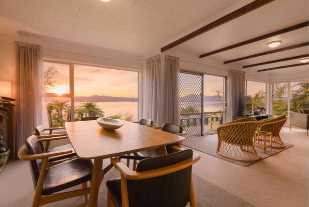 Owners Relocating Overseas - Lakeside Opportunity