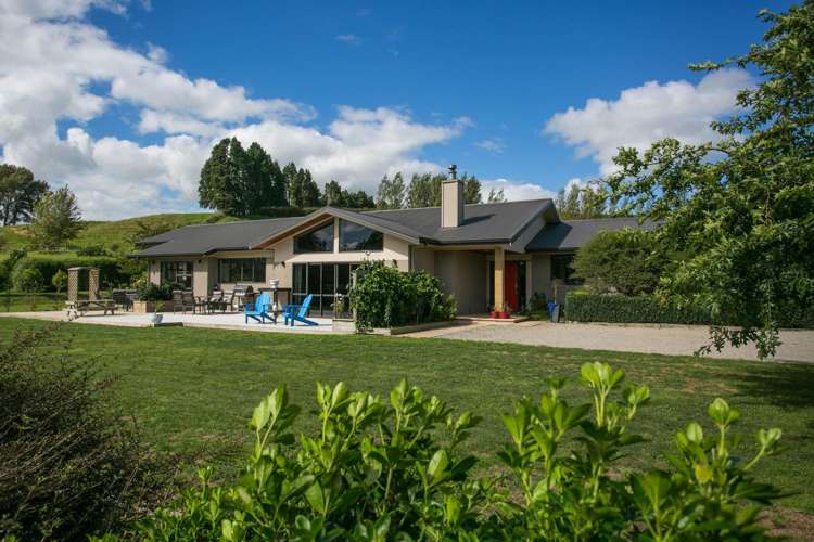 297 Luck At Last Road Cambridge_1