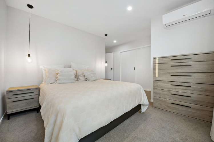 44 Glidepath Road Hobsonville_12