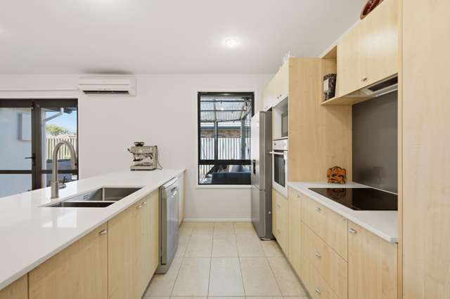 6 Delta Way Woolston_3