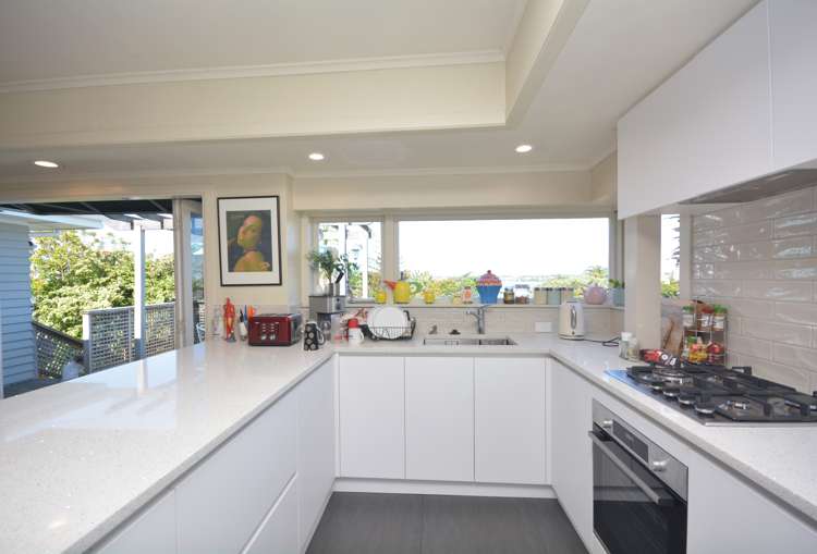 93 Sylvan Avenue Northcote_12