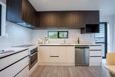 3&5 /14 Eastglen Road_1